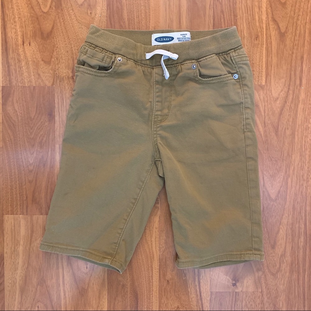 Old Navy Size 8 Boys Slim Fit Khaki Jean Shorts